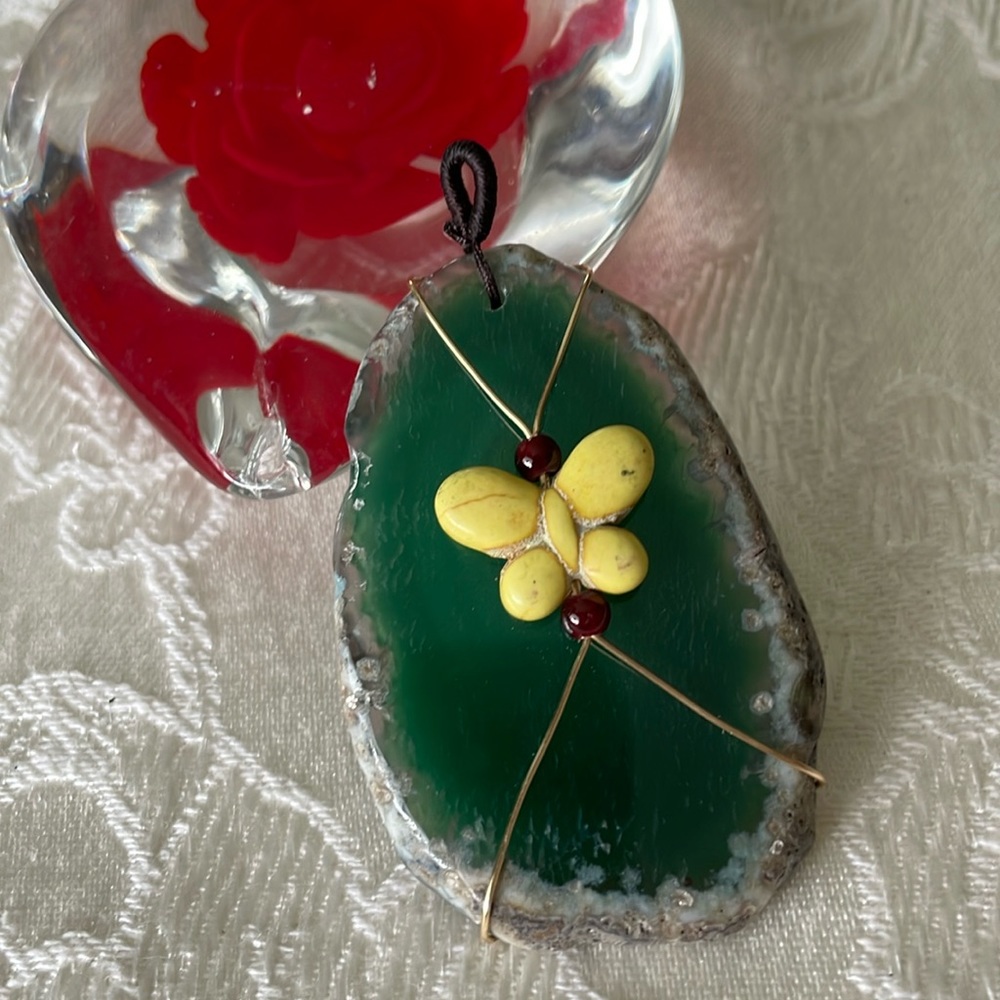 Large Stone Slice Pendant Butterfly Accent
